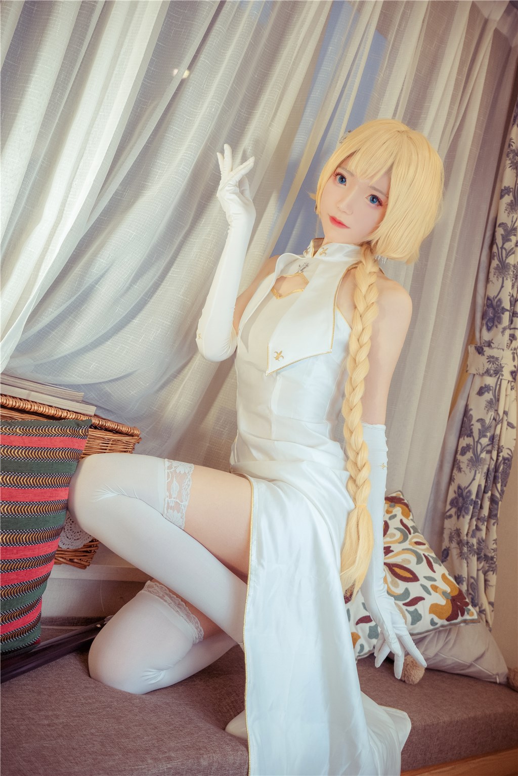 吃瓜黑料即时:网红后台捕捉到的瞬间拥抱,疑似情愫初生,网红圈吃瓜