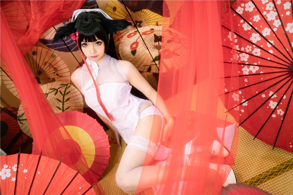 吃瓜黑料现场:网红聚会疑似上演“秘密情话”,引网友议论纷纷